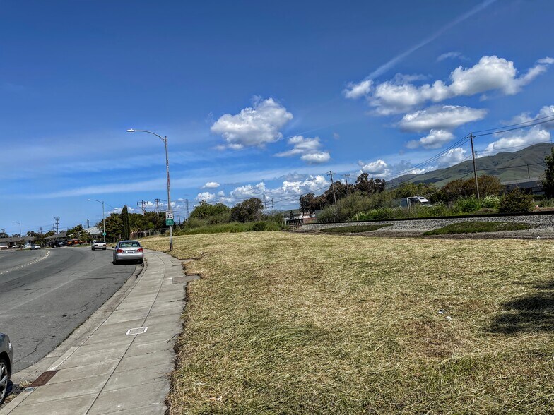 More Photos Of 7280 Marylinn Dr, Milpitas Land For Sale