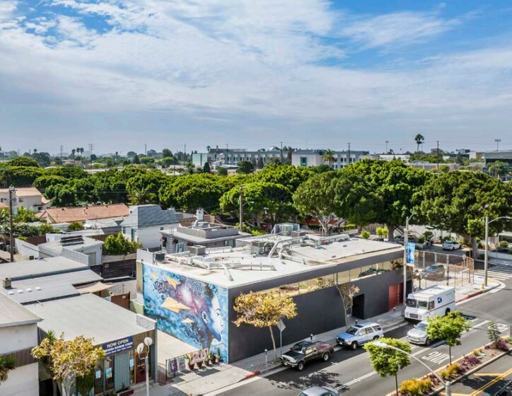 More Photos Of 2108-2116 Pico Blvd, Santa Monica Loft Creative Space For Sale