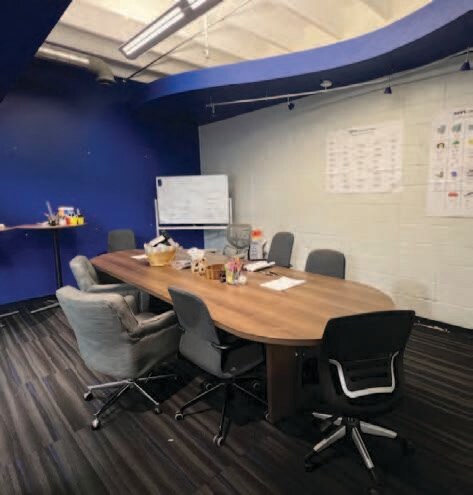 More Photos Of 822 W Central Blvd, Orlando Flex For Lease