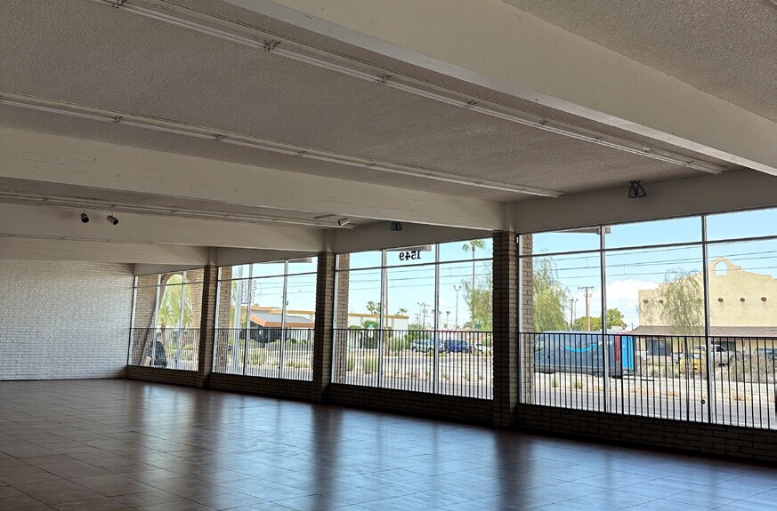 More Photos Of 1549 E Main St, Mesa Freestanding For Sale