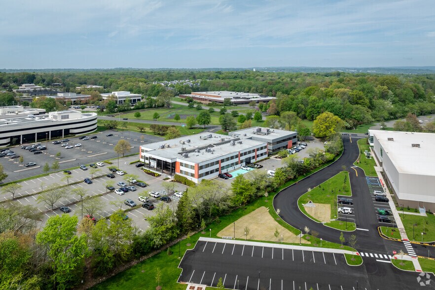 More Photos Of 23 Vreeland Rd, Florham Park Office For Lease