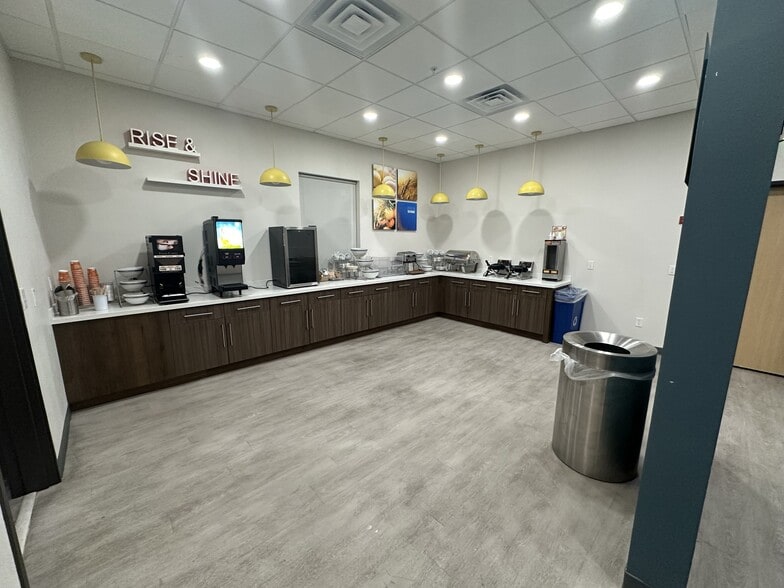 More Photos Of 12282 Emerald Coast Pkwy West, Miramar Beach Hotel For Sale