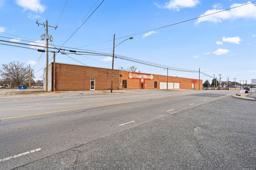 More Photos Of 1906 N Main St, Kannapolis Industrial For Sale