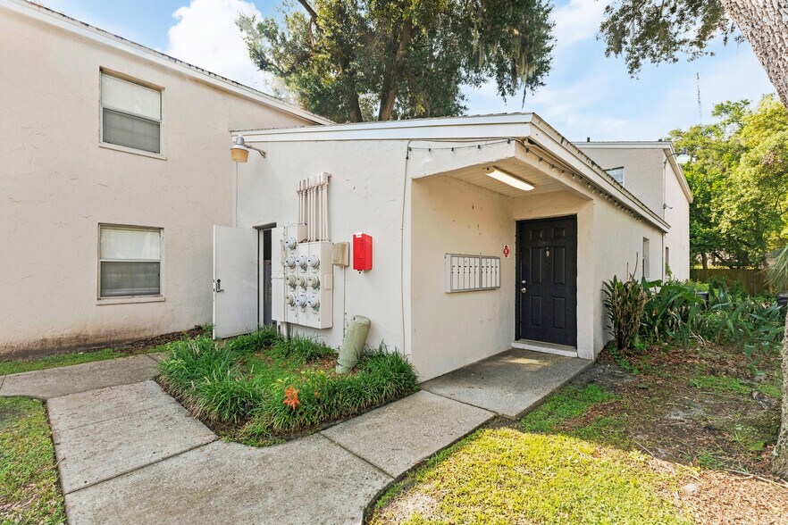 More Photos Of 1005 S New York Ave, Lakeland Apartments For Sale