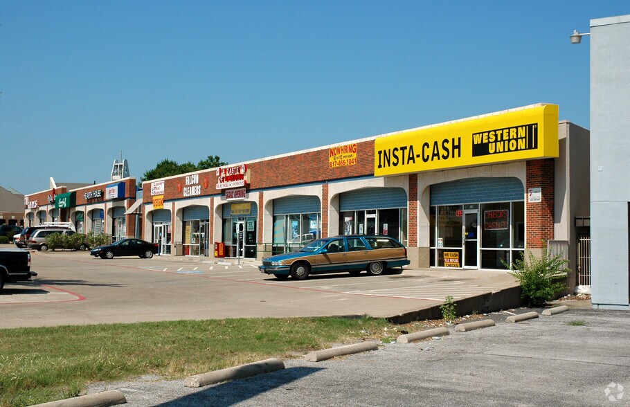 More Photos Of 3200 S Cooper St, Arlington Unknown For Lease