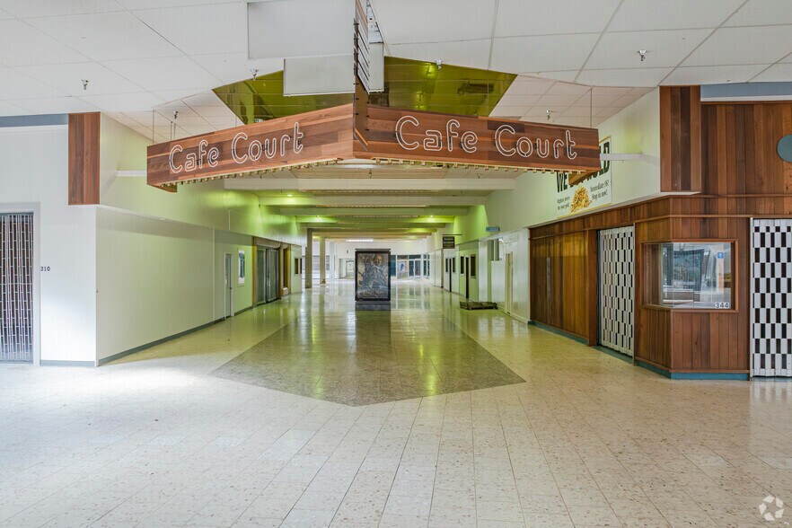 More Photos Of 901 & 1017 S BOONE ST, Aberdeen General Retail For Sale