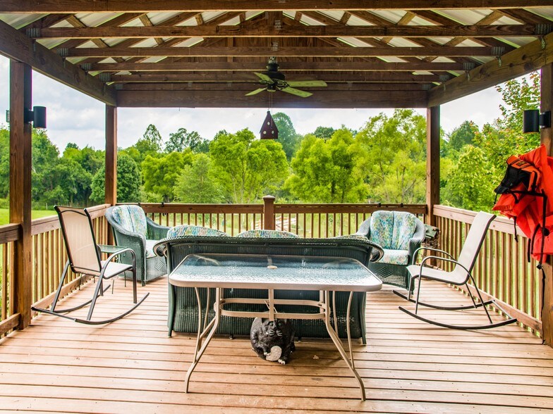 More Photos Of 242 Barkwells Ln, Mills River Hotel For Sale