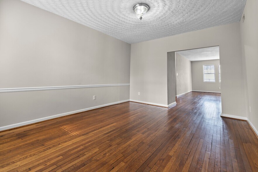 More Photos Of 625 W Princess Anne Rd, Norfolk Apartments For Sale