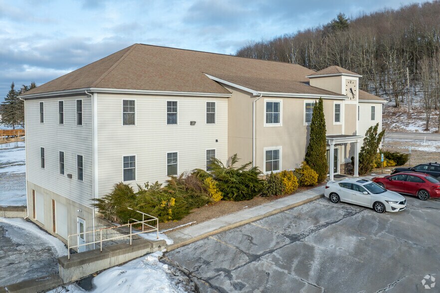 More Photos Of 1310 Church St, Moscow Medical For Lease