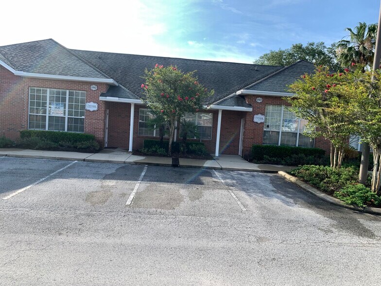 More Photos Of 6817 Southpoint Pky, Jacksonville Medical For Lease