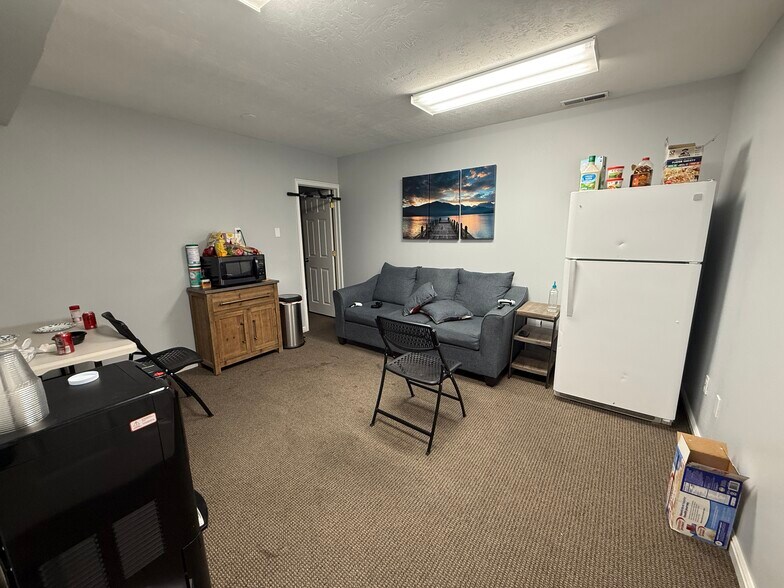 More Photos Of 560 S State, Orem Office For Sale