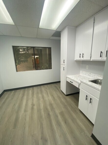 More Photos Of 645 E Elder St, Fallbrook Medical For Lease