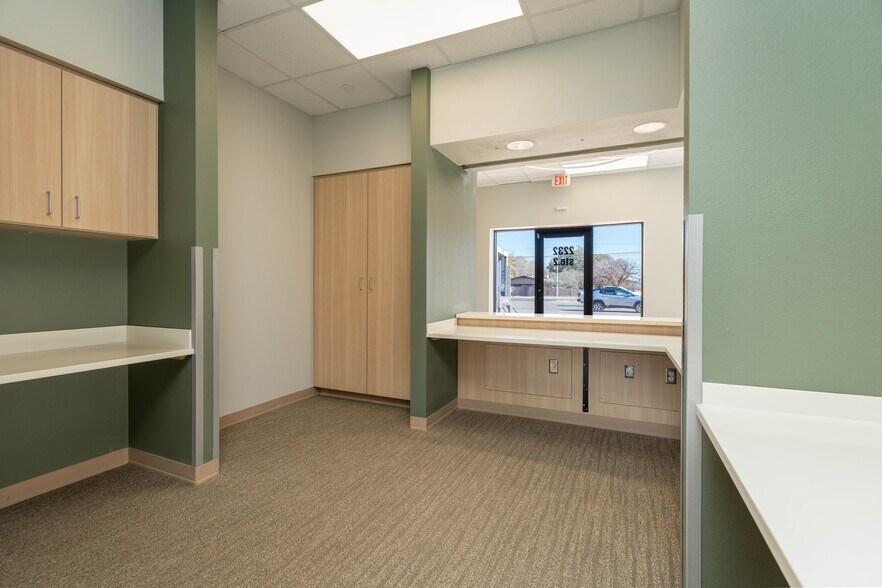 More Photos Of 2232 Indiana Ave, Lubbock Medical For Lease