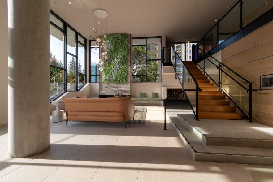 More Photos Of 132 NE 145th St, Shoreline Apartments For Lease