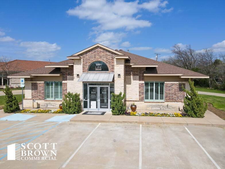 Primary Photo Of 3351 Unicorn Lake Blvd, Denton Medical For Sale