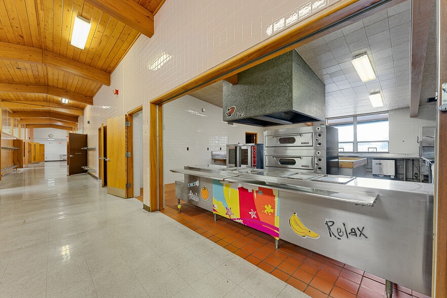 More Photos Of S5864 State Highway 23, Loganville Light Distribution For Sale