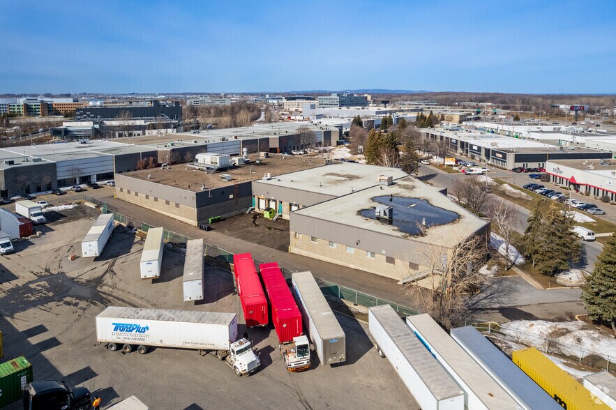 More Photos Of 6400-6420 Rue Abrams, Montréal Warehouse For Lease