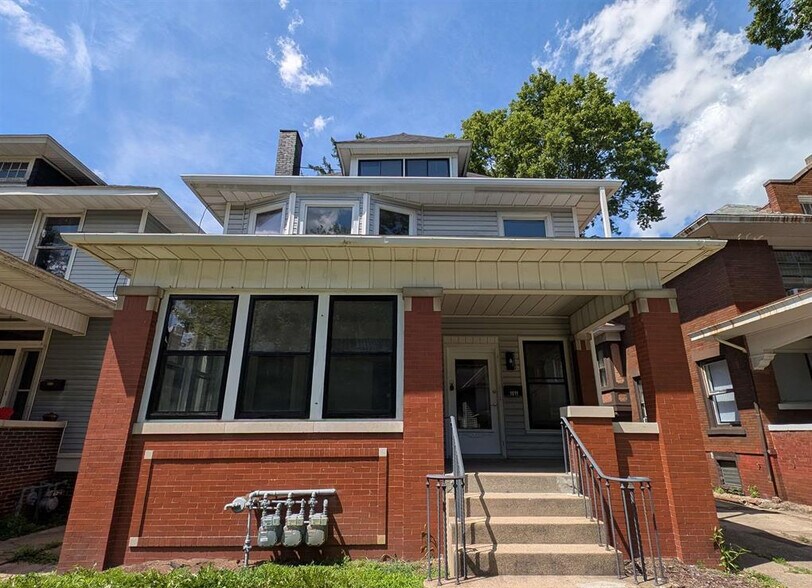 More Photos Of 1611 W Barker Ave, Peoria Multifamily For Sale