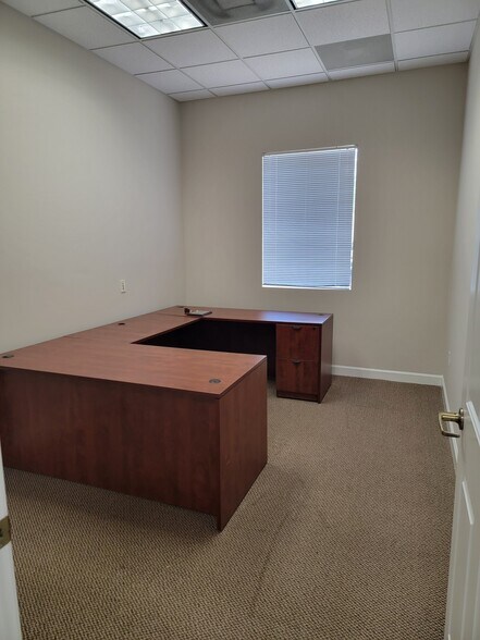 More Photos Of 11760 W Sample Rd, Coral Springs Office For Lease