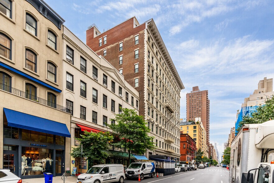 More Photos Of 1295 Madison Ave, New York Multifamily For Sale