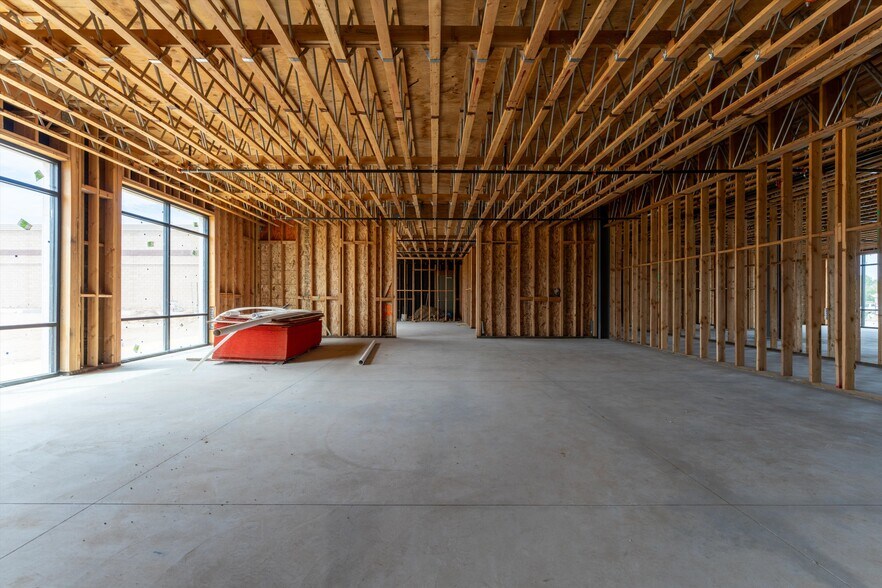 More Photos Of 41255 11th St W, Palmdale Medical For Sale