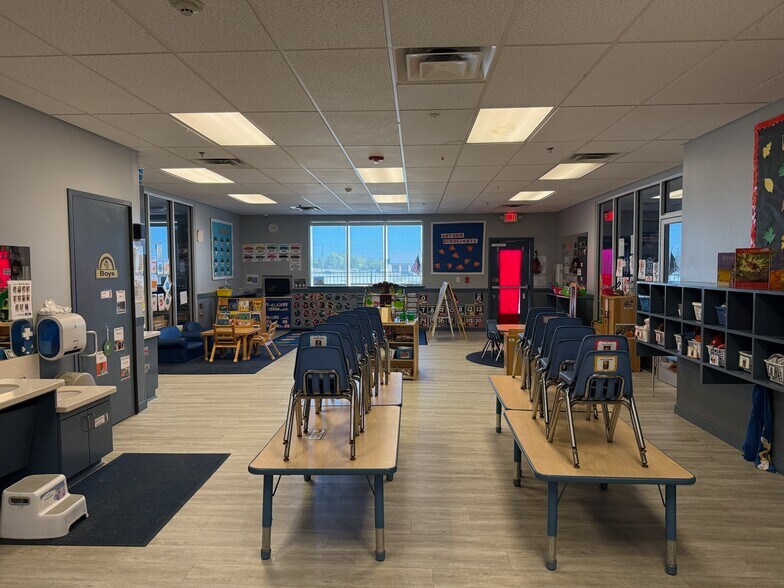 More Photos Of 7040 Independence Pky, Frisco Freestanding For Sale