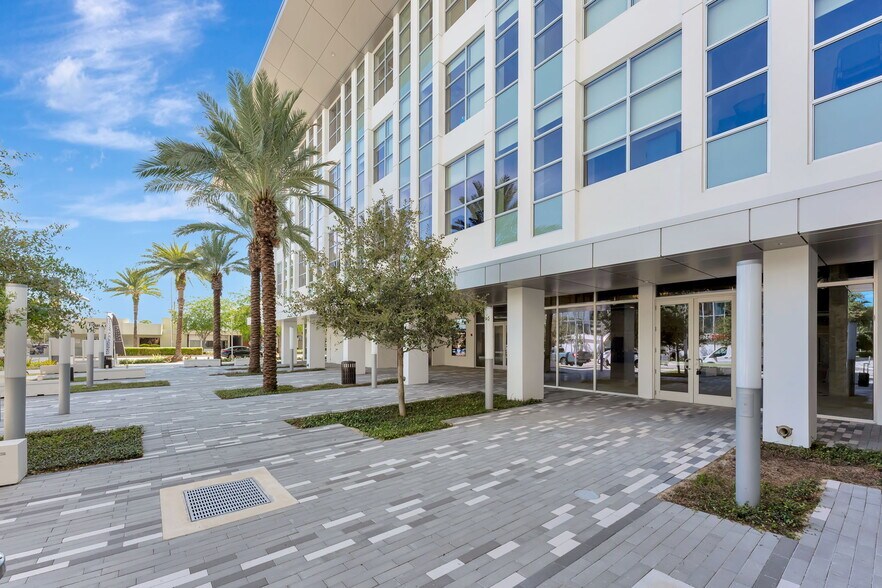 More Photos Of 2335 E Atlantic Blvd, Pompano Beach Office For Lease