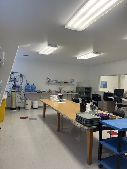 More Photos Of 324 N Jackson St, Moscow Research And Development For Sale