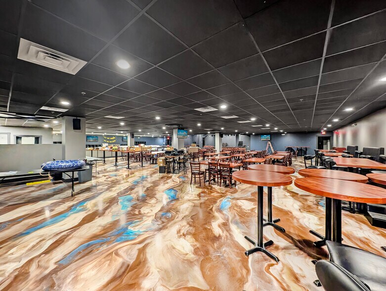 More Photos Of 10426 Main St, Fairfax Freestanding For Sale