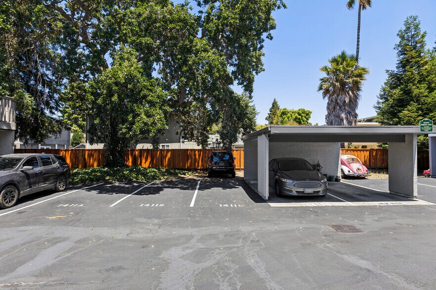 More Photos Of 1411 Oxford St, Redwood City Apartments For Sale