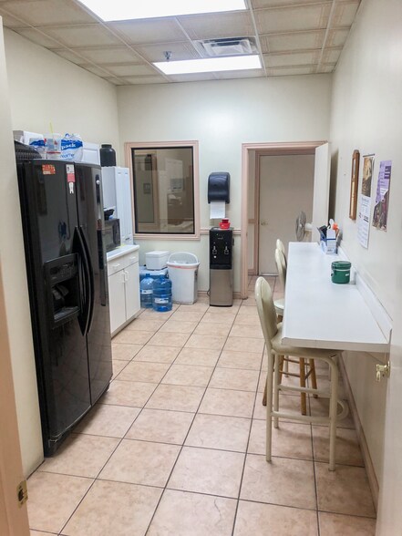 More Photos Of 917 E Buckeye Rd, Phoenix Industrial For Sale