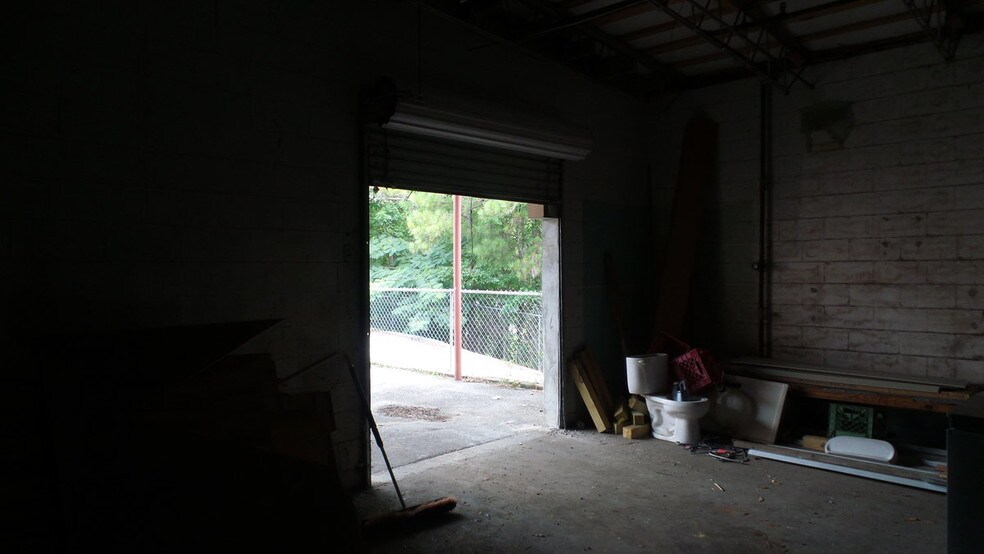 More Photos Of 32256 Highway 43, Thomasville Industrial For Sale