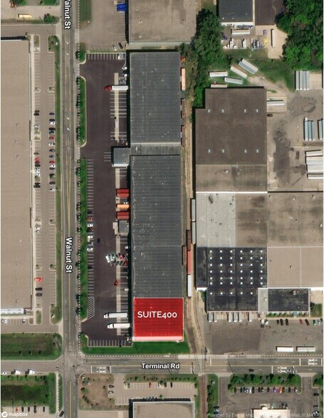 More Photos Of 2500 Walnut St, Roseville Warehouse For Lease