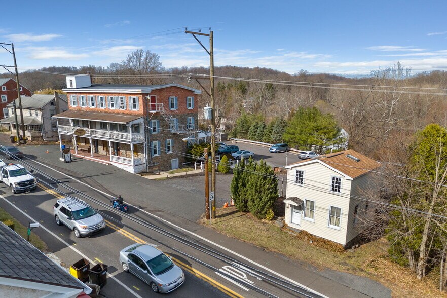 More Photos Of 3164 Main St, Green Lane Restaurant For Sale