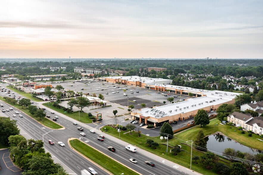 More Photos Of 19-171 E North Ave, Glendale Heights Unknown For Lease