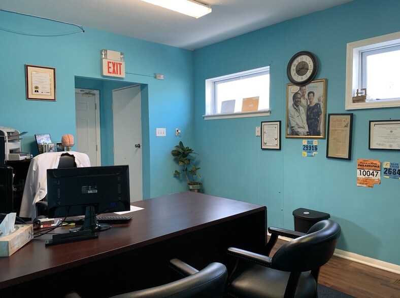 More Photos Of 2809 River Rd, Camden Medical For Sale