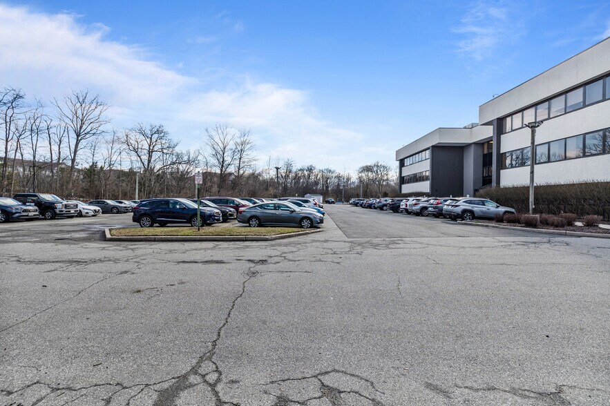 More Photos Of 222 Route 59, Airmont Medical For Lease