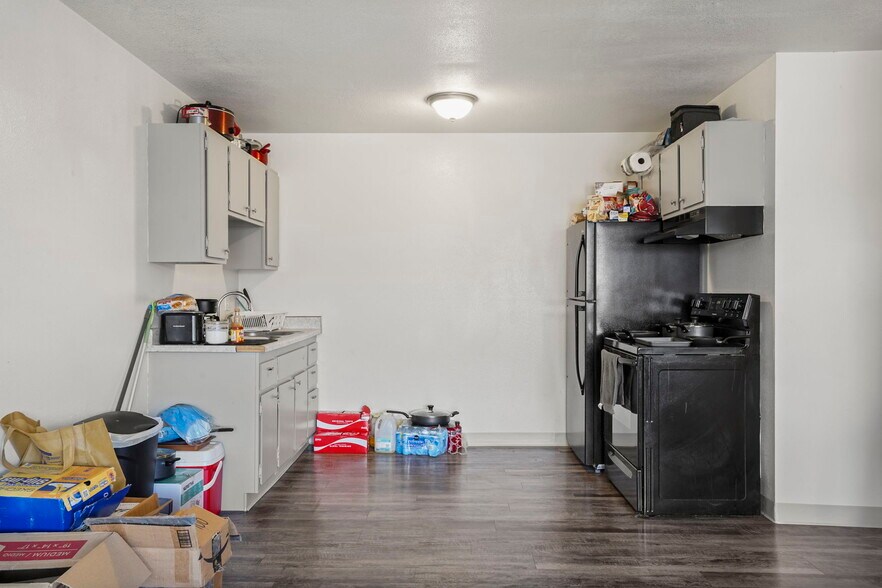 More Photos Of 3611 E San Miguel St, Colorado Springs Apartments For Sale