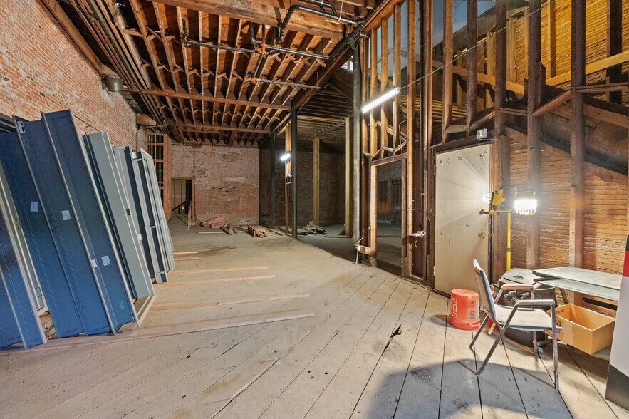 More Photos Of 115 S Jefferson St, Spokane Apartments For Lease