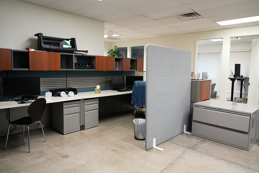 More Photos Of 3001 E St, Sacramento Office Residential For Lease