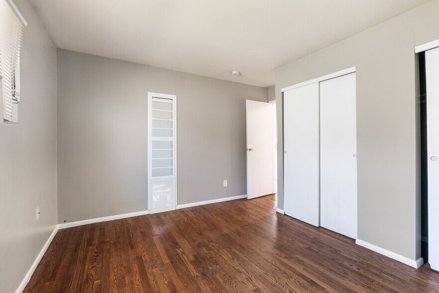 More Photos Of 1309 Fair Ave, Columbus Apartments For Sale