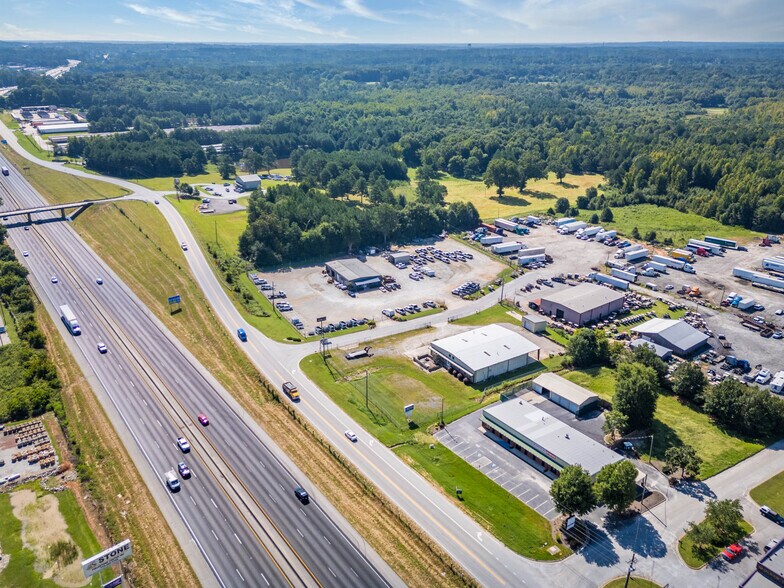 More Photos Of 1585 Access Rd, Covington Flex For Lease