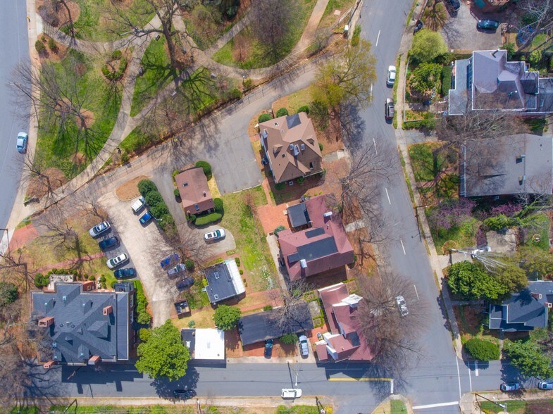 More Photos Of 1110 Brookstown Ave, Winston-Salem Office For Lease