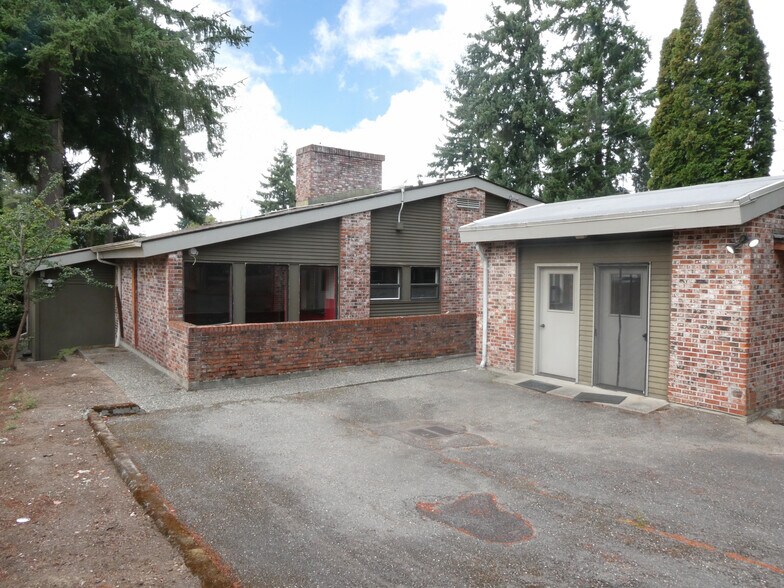 More Photos Of 3601 NE 123rd St, Seattle Schools For Lease