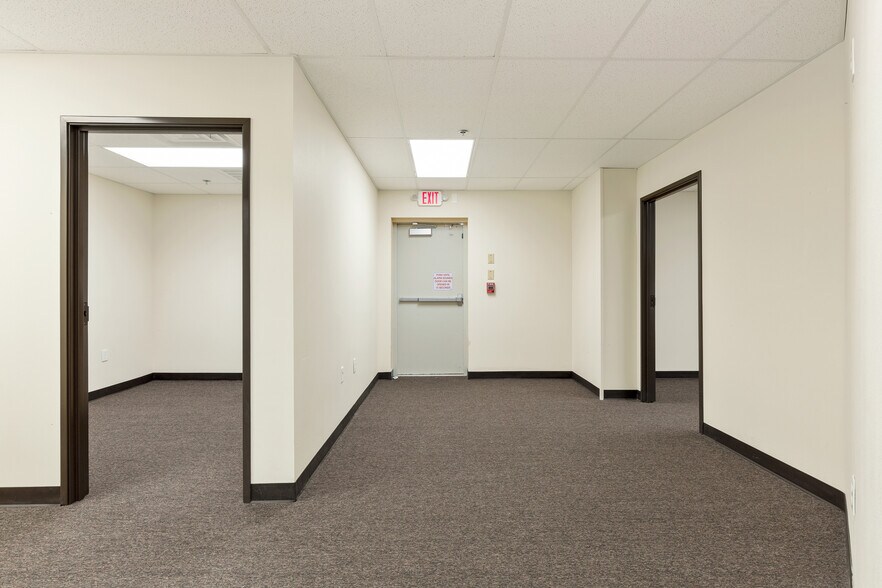 More Photos Of 26243 State Highway 51, Wagoner Medical For Sale