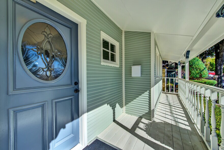 More Photos Of 354 Cernon St, Vacaville Office For Sale