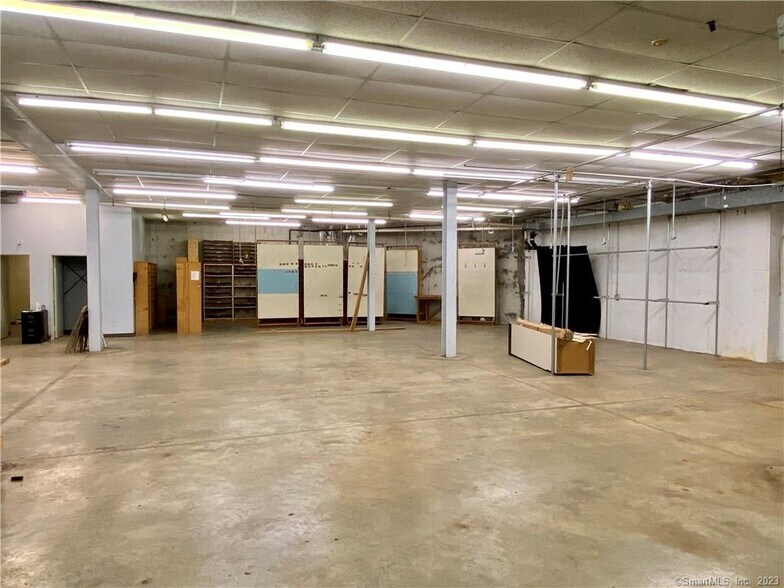 More Photos Of 295 Talcottville Rd, Vernon Storefront Retail Office For Sale