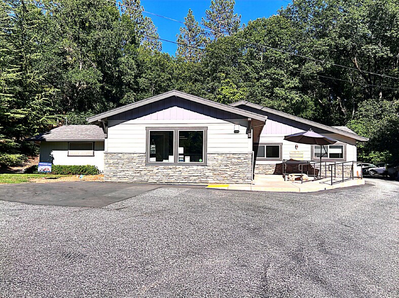 More Photos Of 17120 Placer Hills Rd, Meadow Vista Veterinarian Kennel For Sale