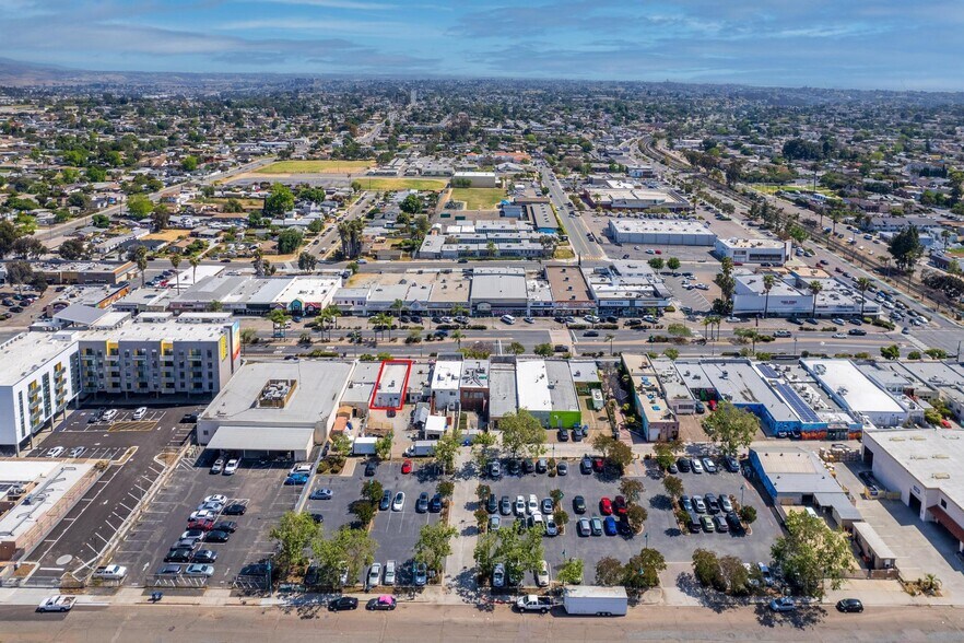 More Photos Of 7918 Broadway, Lemon Grove Storefront For Sale