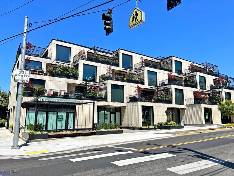 More Photos Of 2871 SE Division St, Portland Apartments For Lease